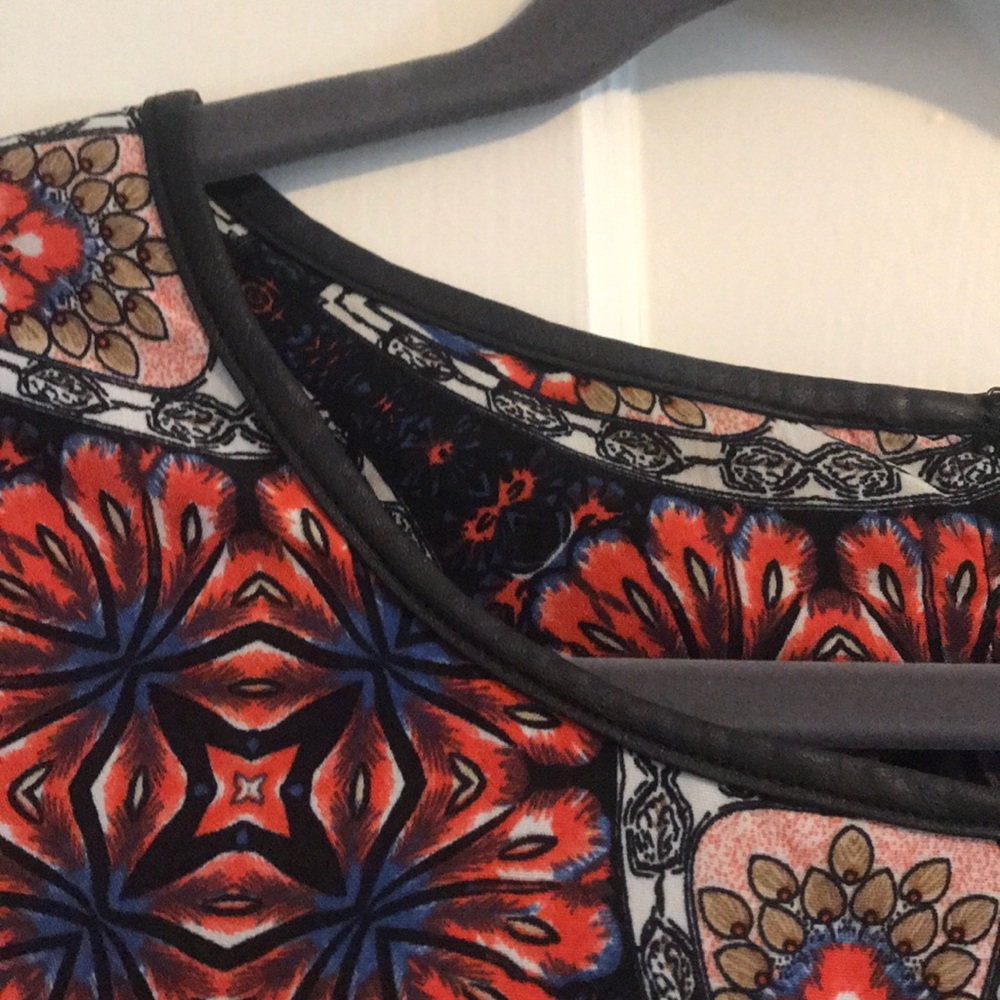 Retro Pattern Dress - Picture 3 of 4